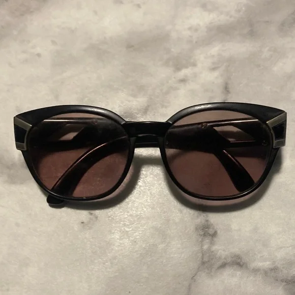 Stylish Black Sunglasses courreges glasses - Picture 1 of 16